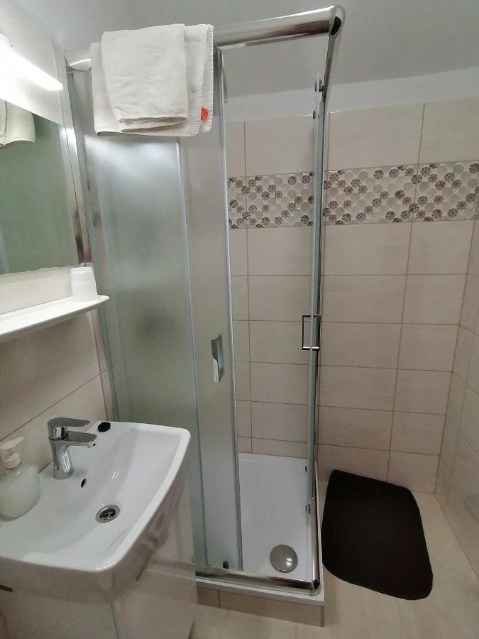 Joós Panzió Sarvar Exterior foto